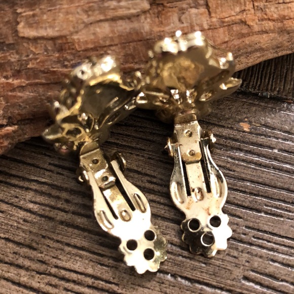 Vintage Double Blue Flower Rhinestone Clip Earring - Picture 7 of 12